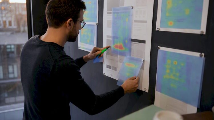 Analyst manually marking website heatmap data